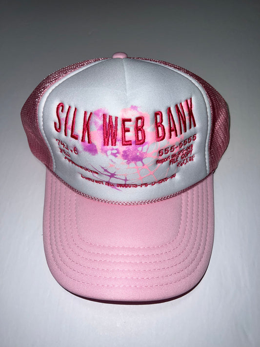 Sp5der Silk Web Bank Trucker Hat